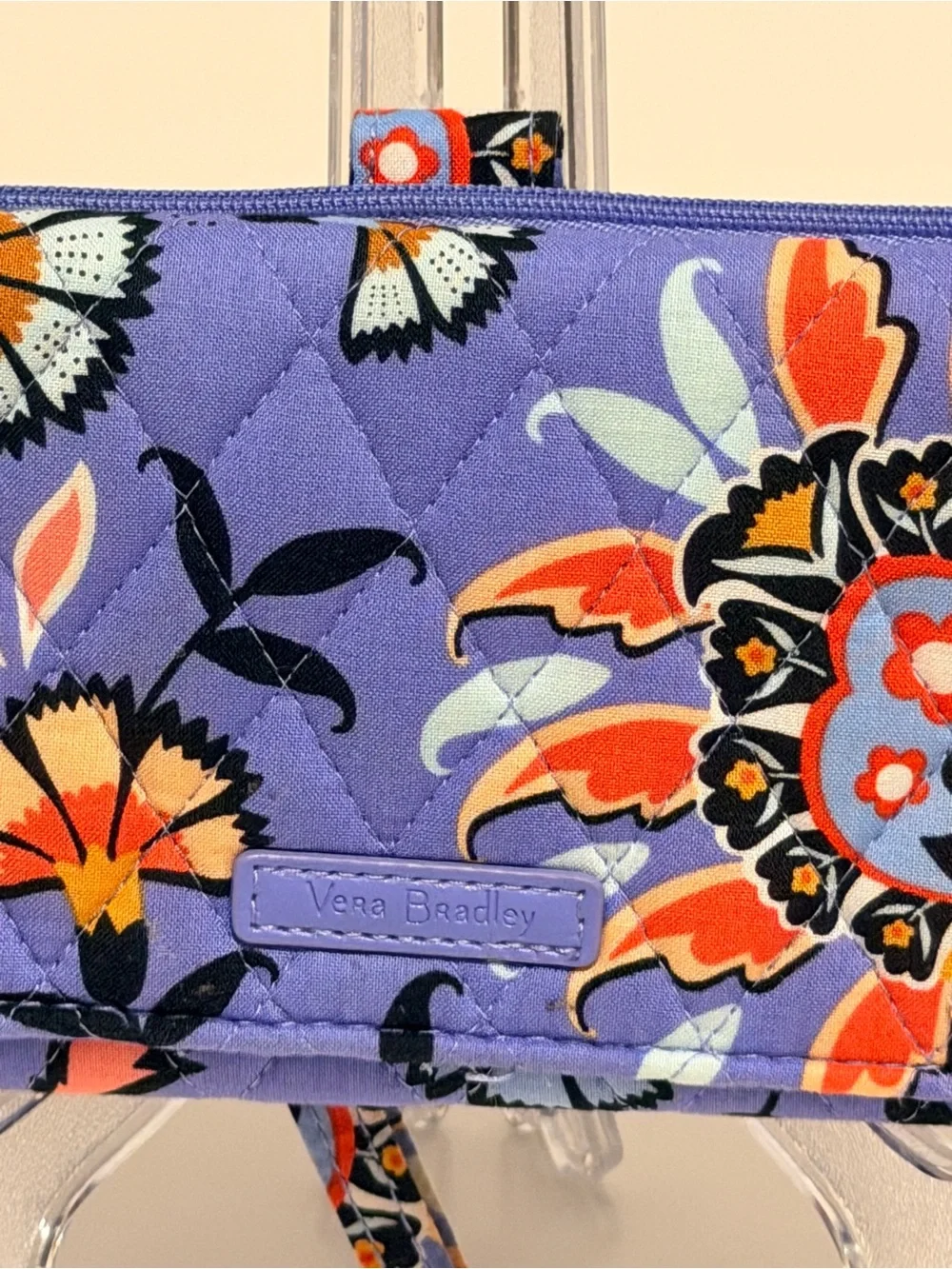 NWOT Vera Bradley Wristlet Wallet in the Mural Garden Pattern